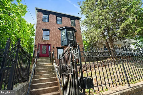 5115 Bass Pl SE Photo 1