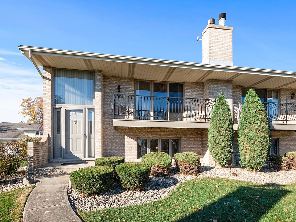 1st image of 10625 Lynn Dr #117