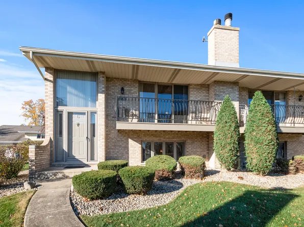 10625 Lynn Dr #117, Orland Park, IL 60467