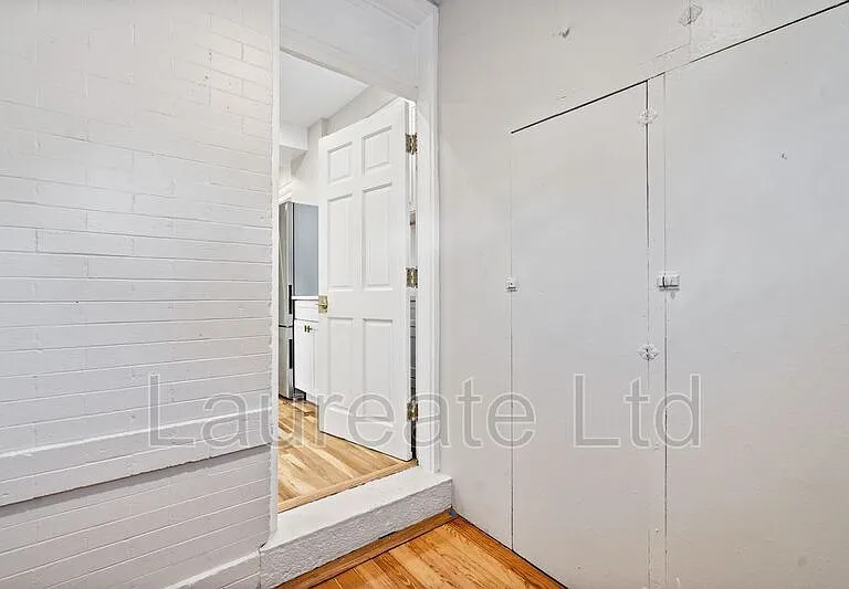 252 N Lincoln St #3 — Photo 8