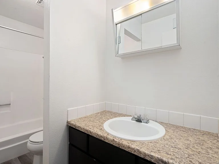 1931 11th Avenue — Photo 22
