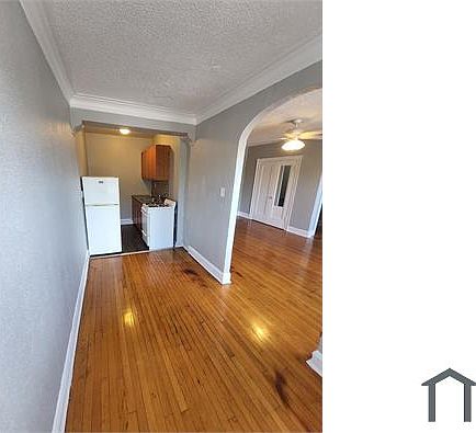 2nd image of 2445 E 72nd St #10