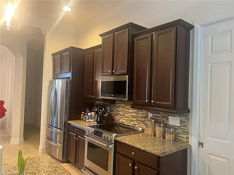 6853 Il Regalo Cir — Photo 21