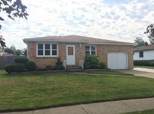 55 Irondale Dr, Depew, NY 14043