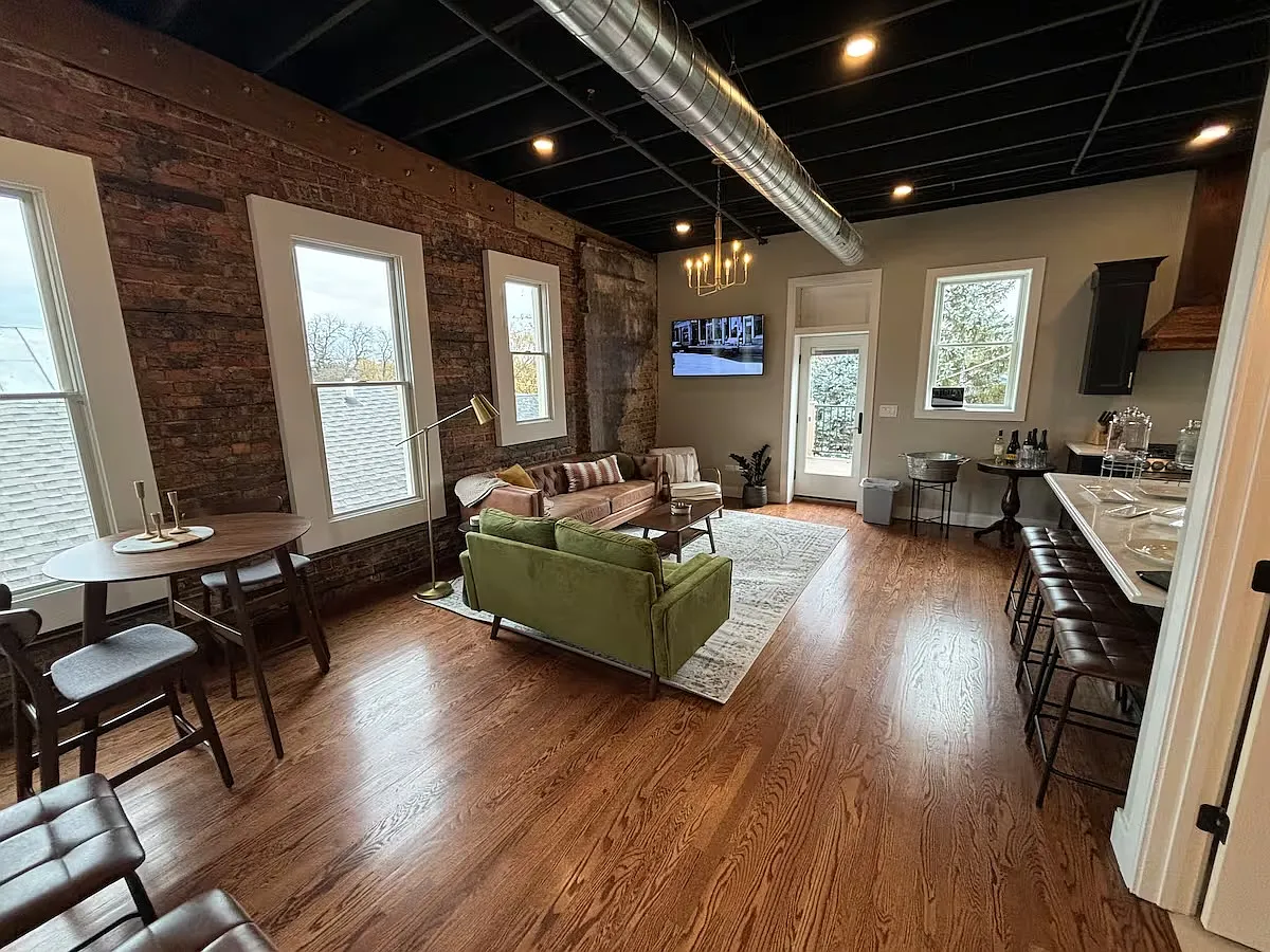 2 bed, $3,750 — Photo 2