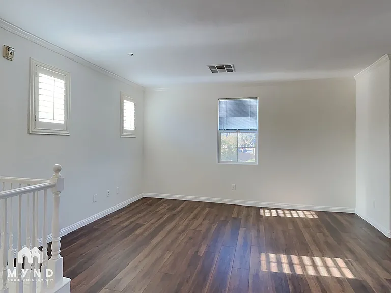 495 Westminster Hall Ave #103 — Photo 8
