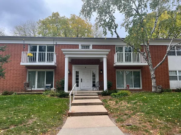 6 Heritage Cir APT 8, Madison, WI 53711