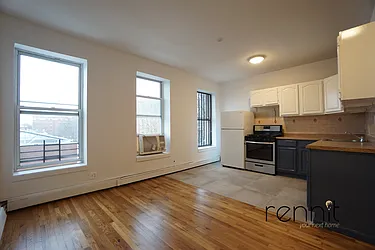 Rented by Rennit Inc.