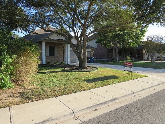 2nd image of 137 Conway Castle Dr