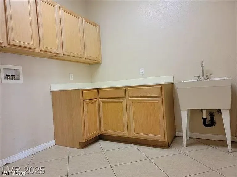 2598 Mizzoni Cir — Photo 9