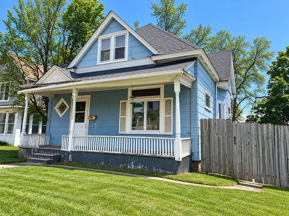 1528 E 4th St, Duluth, MN 55812