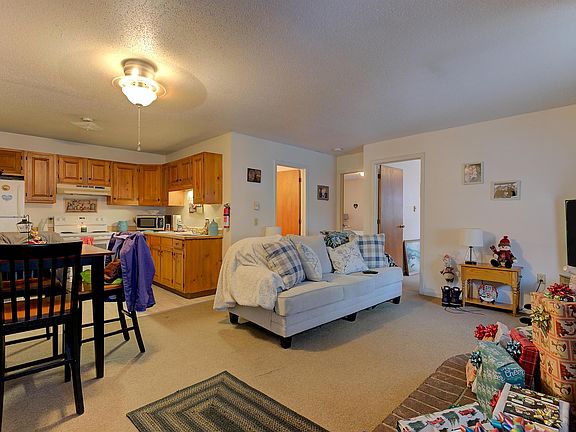 5th image of 621 Kearsarge Road