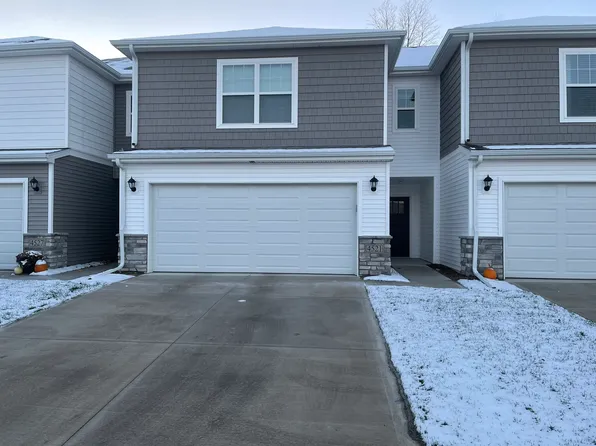 4521 SE Ember Ln #1, West Des Moines, IA 50265