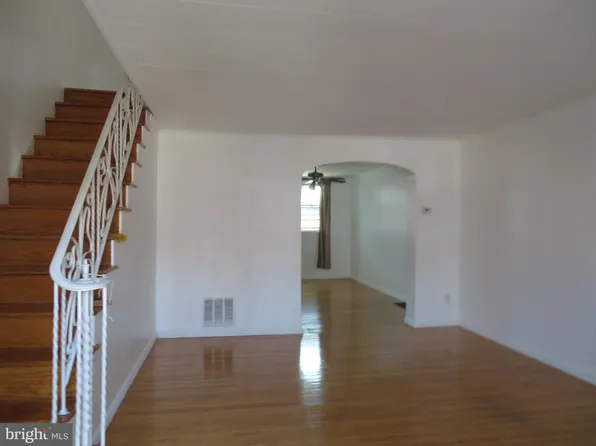 4227 Elbridge St, Philadelphia, PA 19135