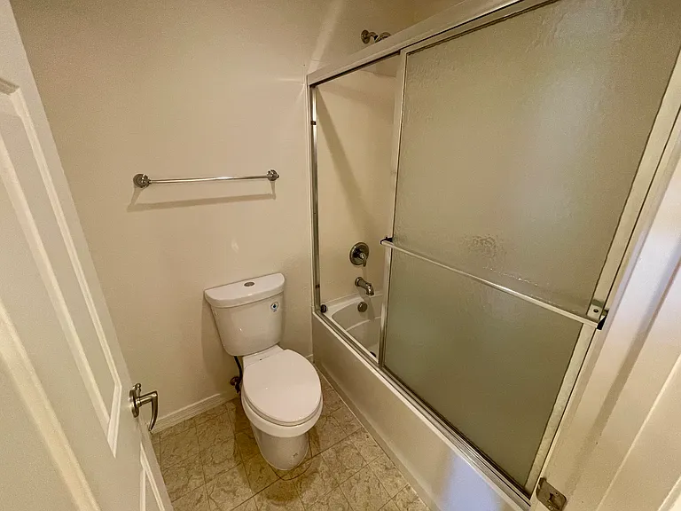 4138 N 298th Ln — Photo 28