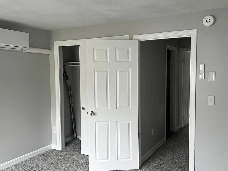 15 Barrows St #B — Photo 9