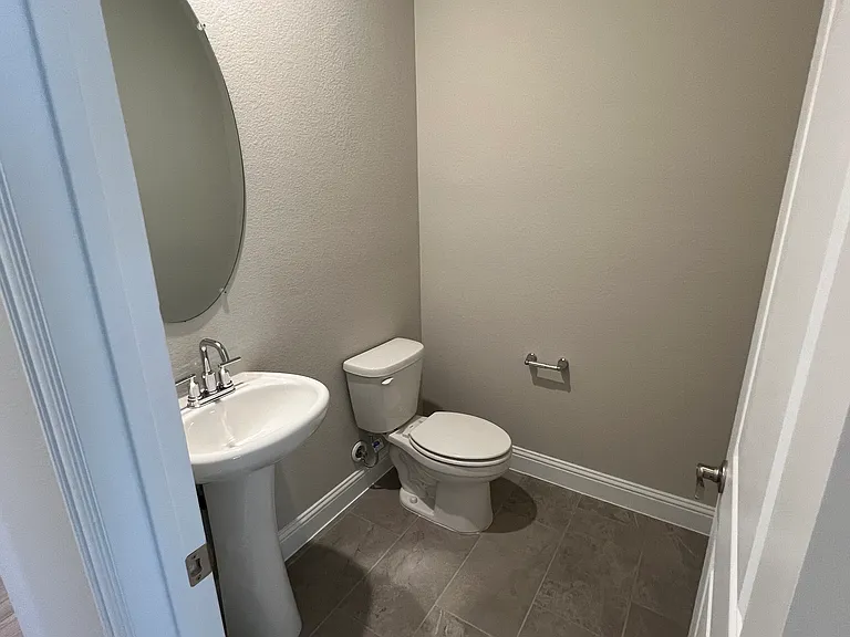 Bathroom2