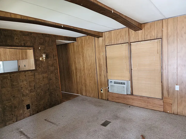 110 Sandy Springs Ln #14 — Photo 8