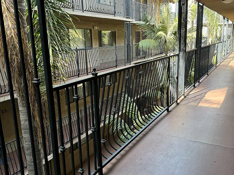1450 Locust Ave #304 — Photo 9
