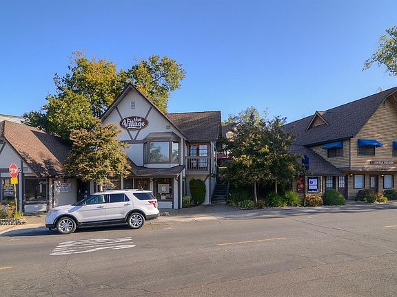 4th image of 4096 Bridge St Suite 6