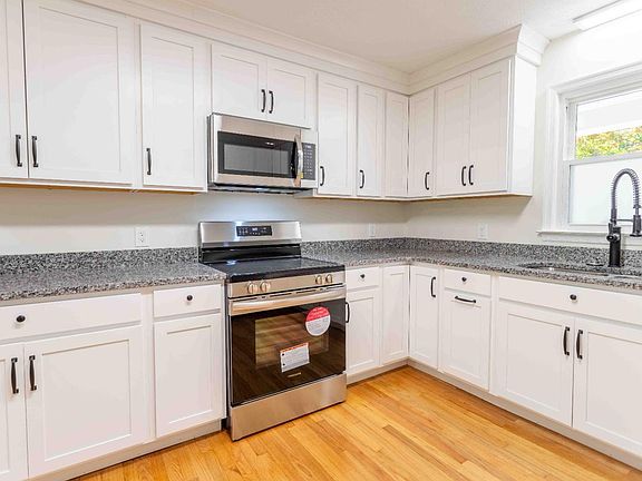 5th image of 4867 Browns Mill Rd