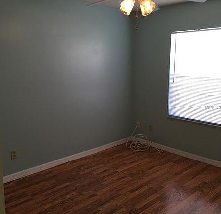 4th image of 938 Loma Bonita Dr