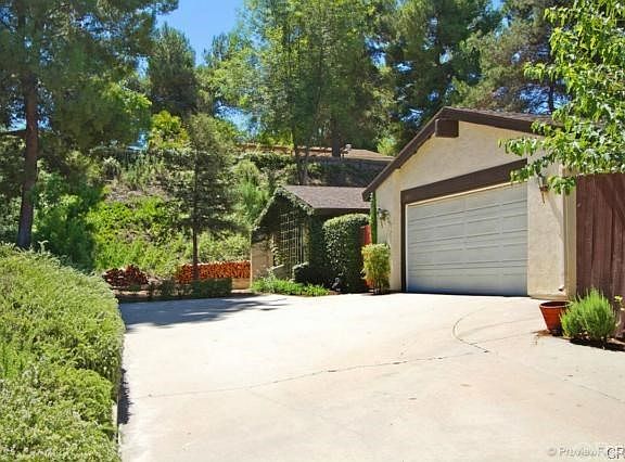 2nd image of 30145 Santa Cecilia Dr