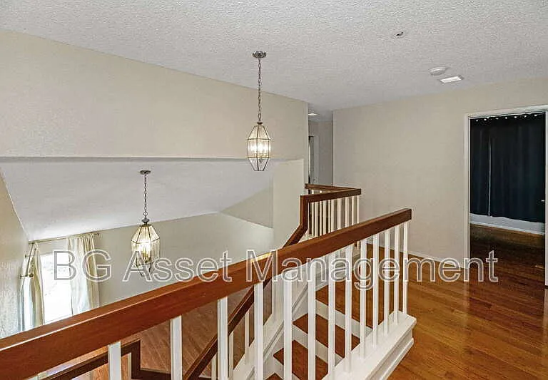 2726 Garrity Ct — Photo 12
