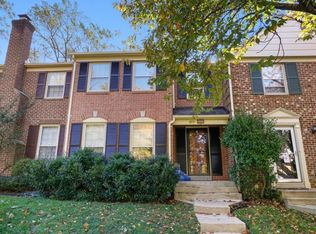 7302 Greentree Rd, Bethesda, MD 20817