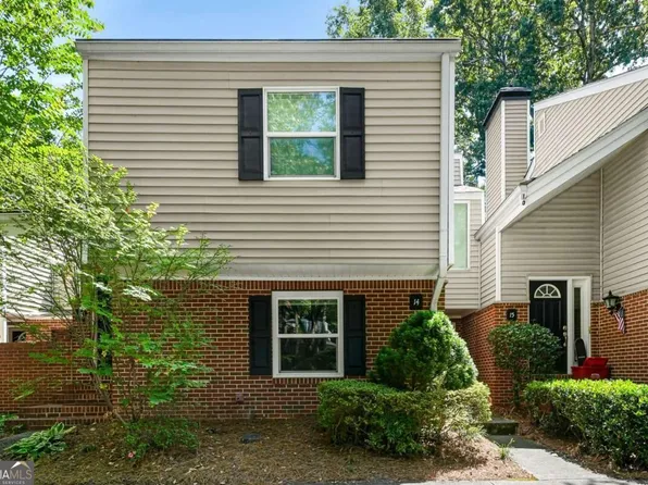 14 Dunwoody Springs Dr, Sandy Springs, GA 30328
