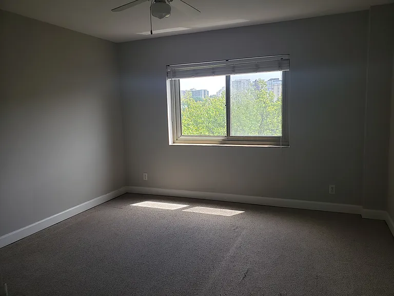 2285 Peachtree Rd NE #904 — Photo 3