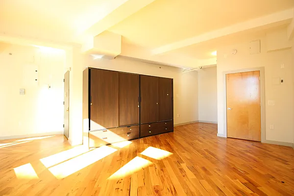 Rented by Keller Williams NYC | media 10