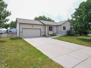 2302 S Prescott St, Wichita, KS 67209