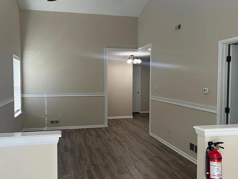 32 Foxglove Dr — Photo 13