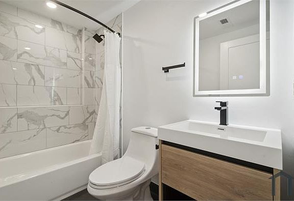 5th image of 881 N 40th St #607