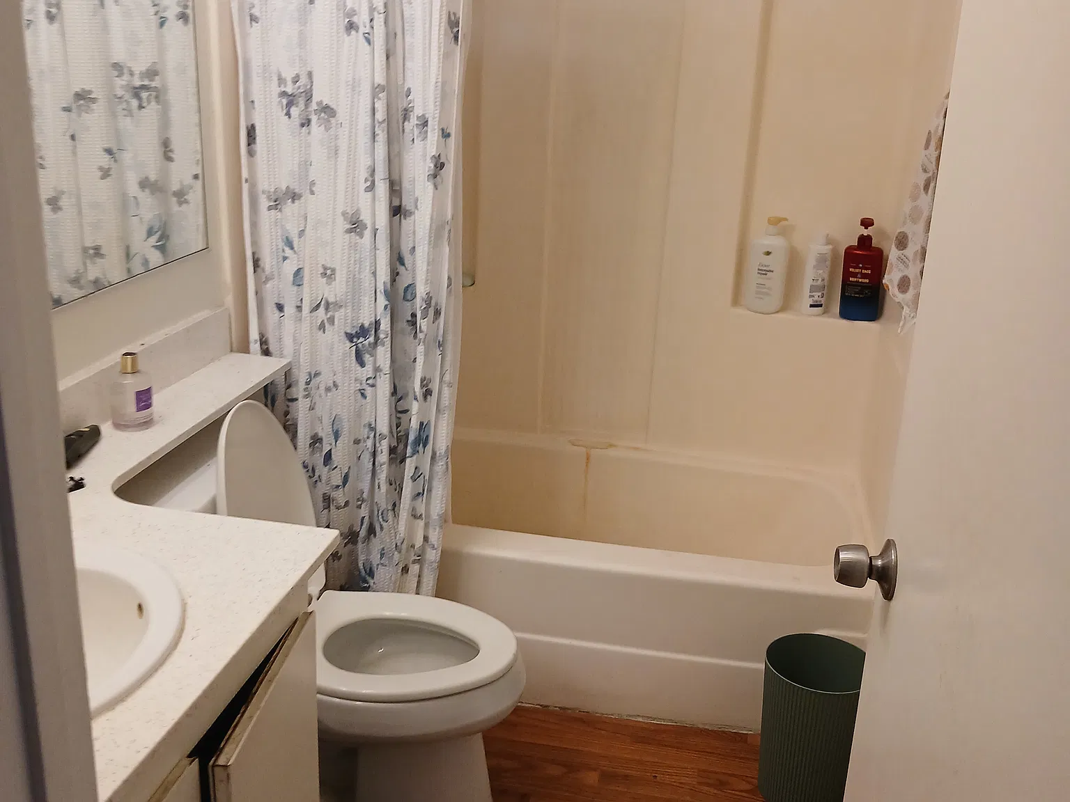 4 bed, 1320 sqft, $945 — Photo 3