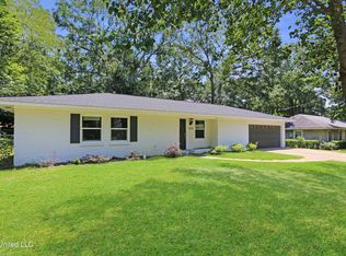 1250 Summer Ln, Jackson, MS 39211