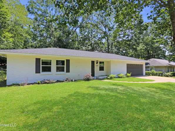 1250 Summer Ln, Jackson, MS 39211