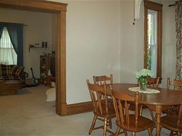 5th image of 316 Thompson Ave