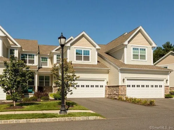 43 Ridgewood Drive #43, Middlebury, CT 06762