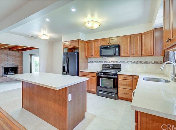 5th image of 16423 Wilton Pl