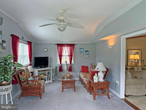 3rd image of 87 Branchwood Dr #E20