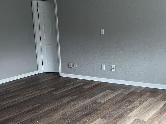 3rd image of 2026 4th St S #11651512
