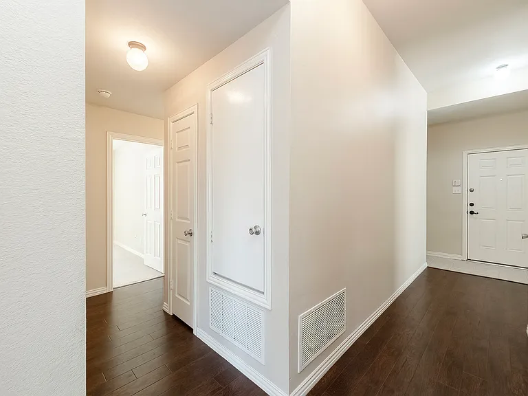 2716 Dawn Spring Dr — Photo 12