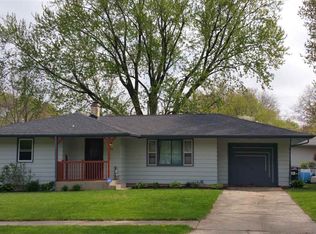 4811 Mohawk Rd, Rockford, IL 61107