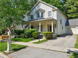 11 Thoroughbred Drive, Saratoga Springs, NY 12866