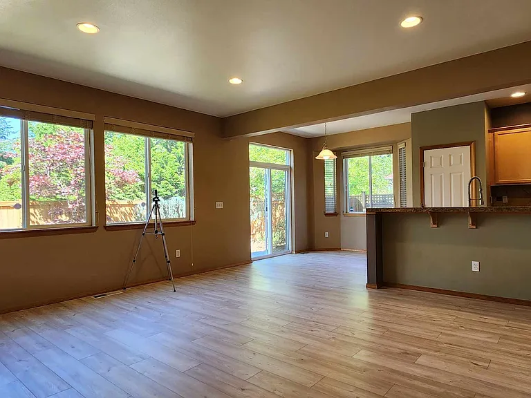12956 NE 200th Pl — Photo 15