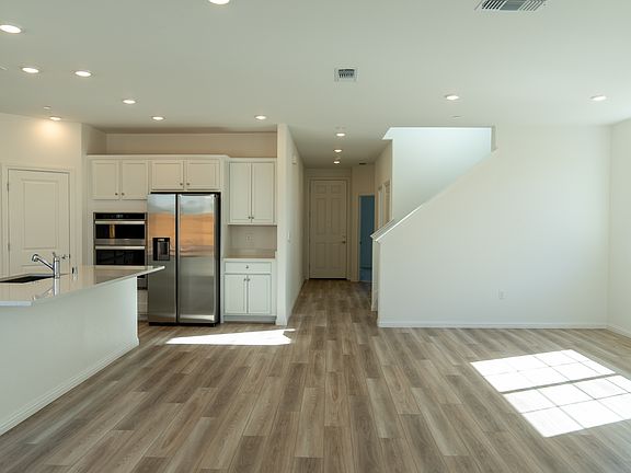 3rd image of 1451 Finestra Dr