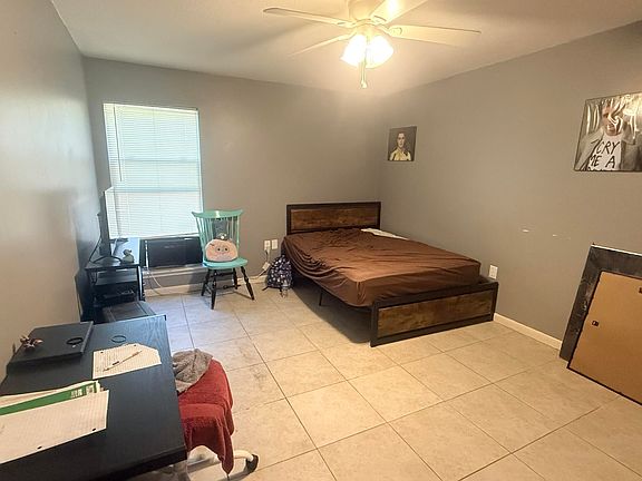 5th image of 649 Carnathan Ct