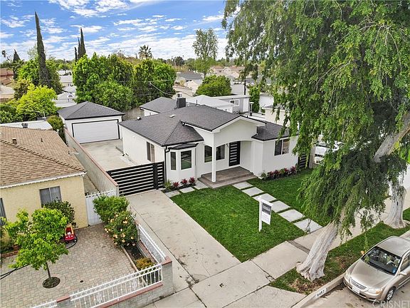 5th image of 6457 Teesdale Ave